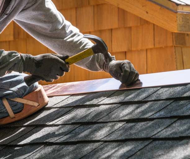 Best Flat Roof Repair Services  in Hallsville, MO